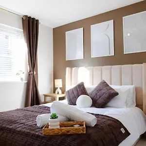 apt-stylish-1-bed-with-free-parking.cardiffhotelswales.com/